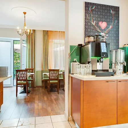 Hotel Astoria 3*